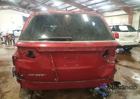 2021 Honda Odyssey Exl z USA, uszkodzony, nr VIN 5FNRL6H78MB042149